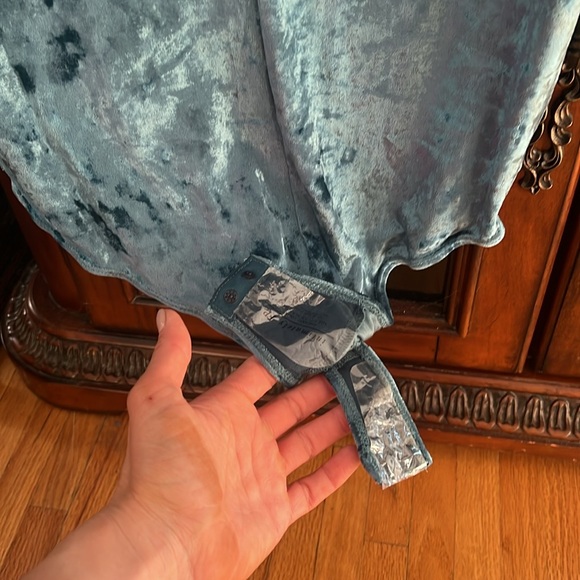 NWT L Intimately Free People velvet body suit - Picture 4 of 5